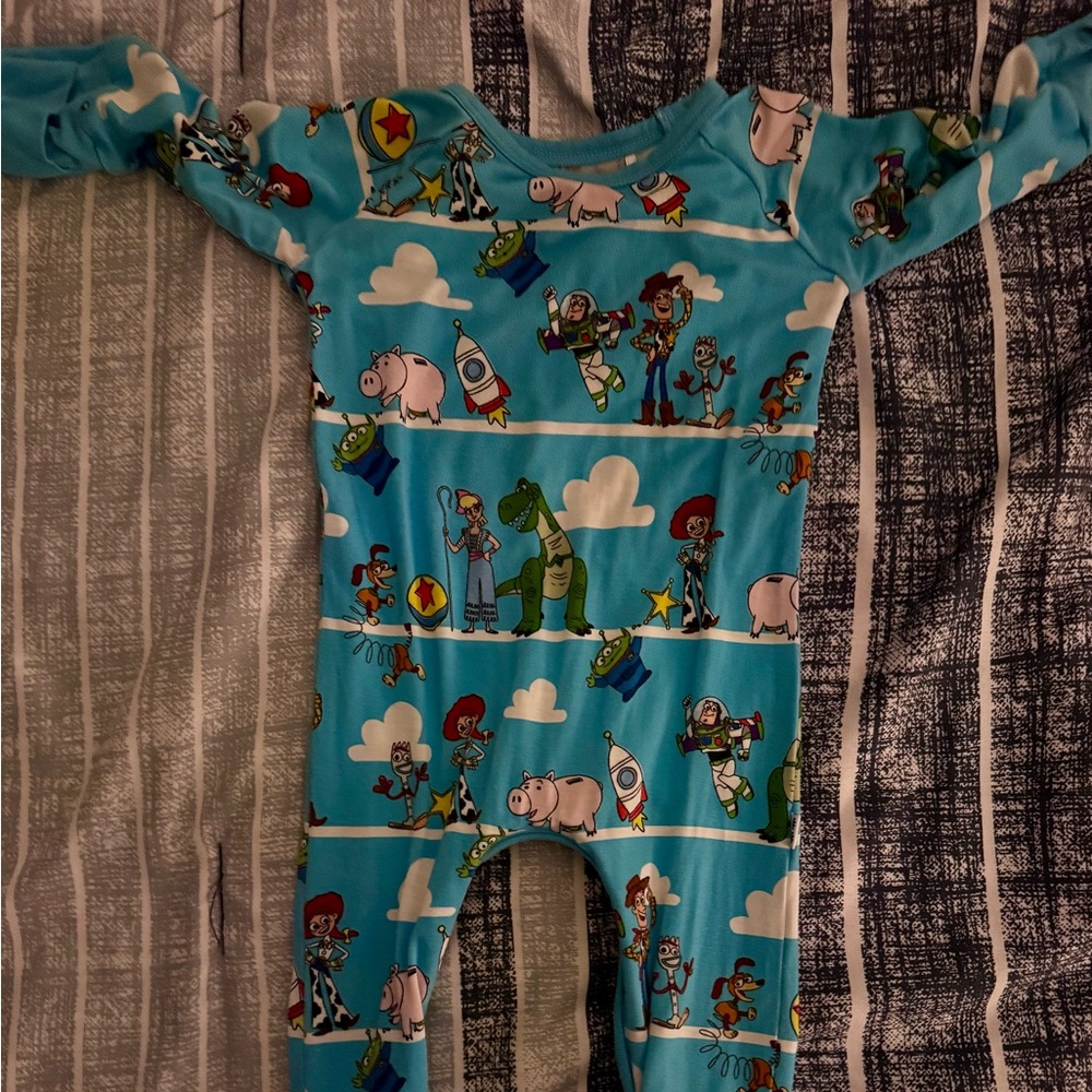 Little sleepies - toy story footie